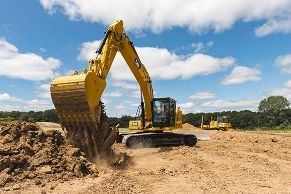 CAT320 Series Excavator Travel Device Deviation ၏ အမှားပပျောက်ရေး