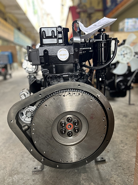 နေ 4TNE98 အင်ဂျင် - forklifts အတွက်အားကောင်းသောဒီဇယ်အင်ဂျင်
